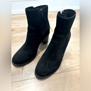 La Canadienne black suede weatherproof boots